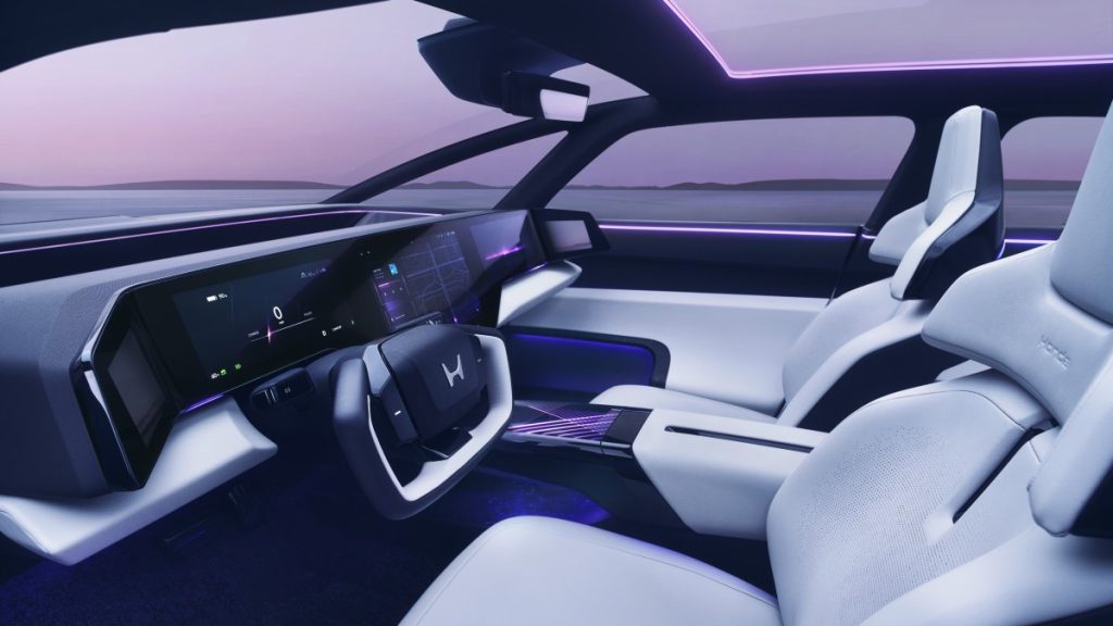 Honda 0 Saloon interior view