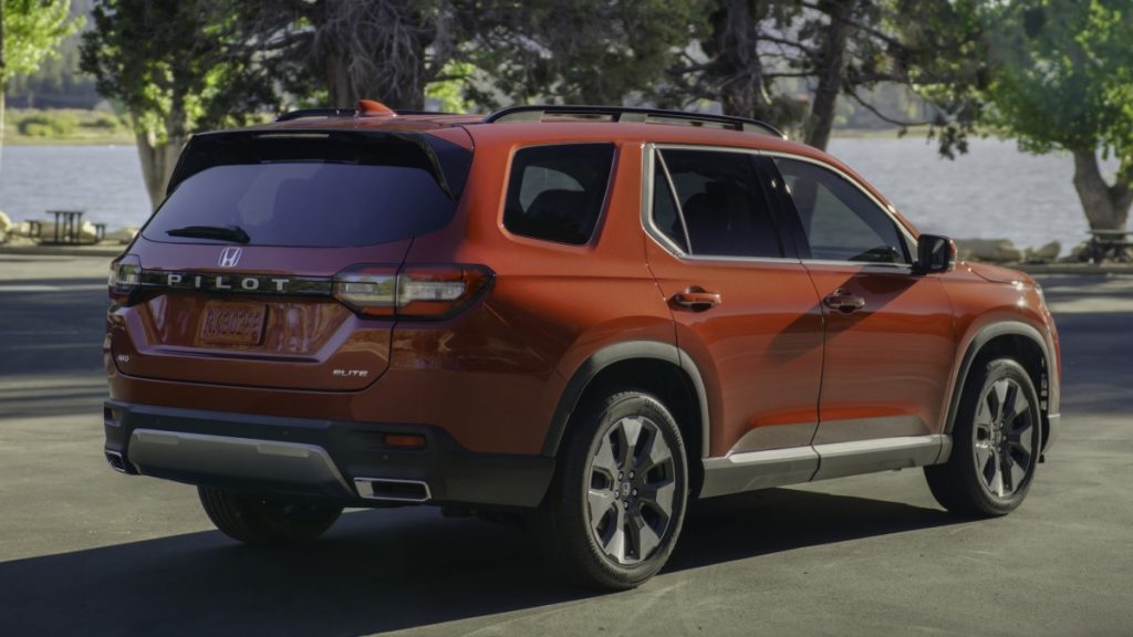 2026 Honda Pilot TrailSport Rear Side Hero View parked on a lot.