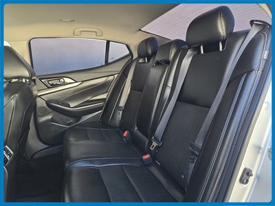 2022 Nissan Maxima SV