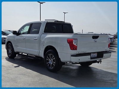 2021 Nissan Titan SV