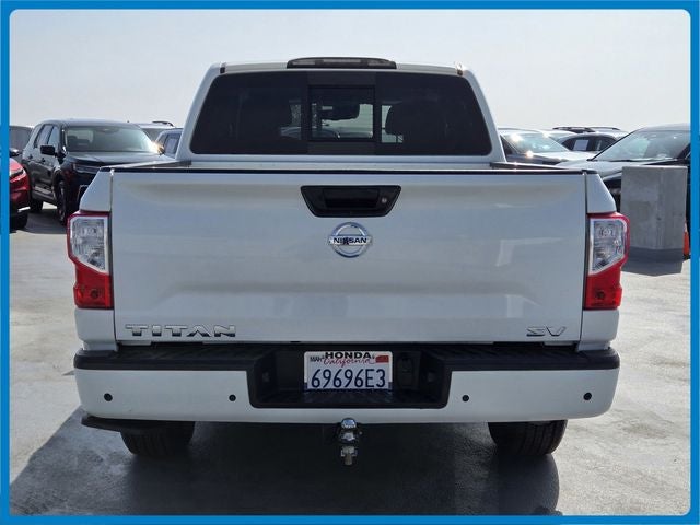 2021 Nissan Titan SV