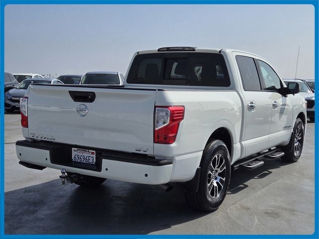 2021 Nissan Titan SV