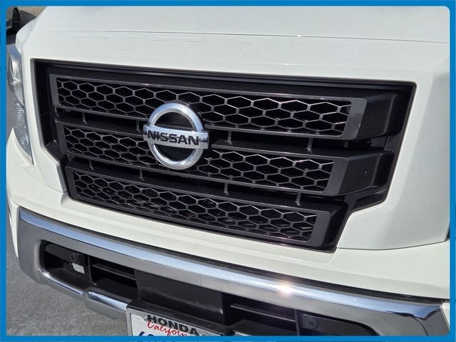 2021 Nissan Titan SV