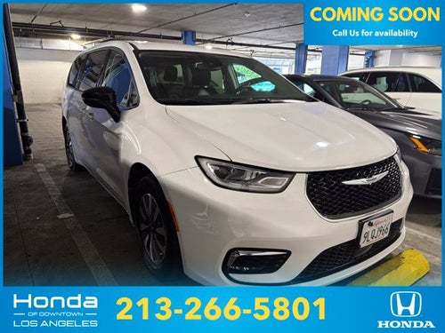 2024 Chrysler Pacifica Hybrid Select