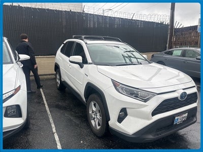 2019 Toyota RAV4 Hybrid XLE