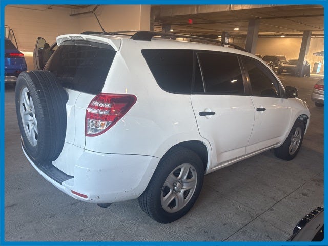 2011 Toyota RAV4 FWD 4dr 4-cyl 4-Spd AT (Natl)