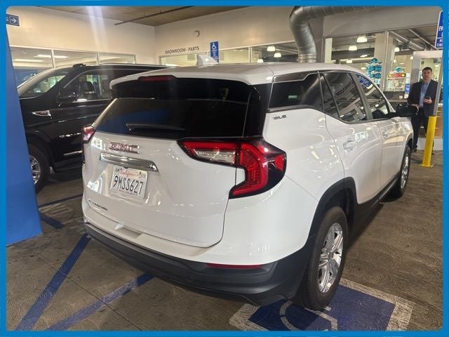 2024 GMC Terrain SLE