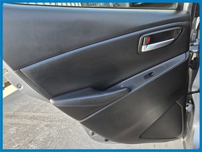 2019 Toyota Yaris XLE