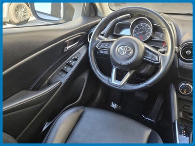 2019 Toyota Yaris XLE