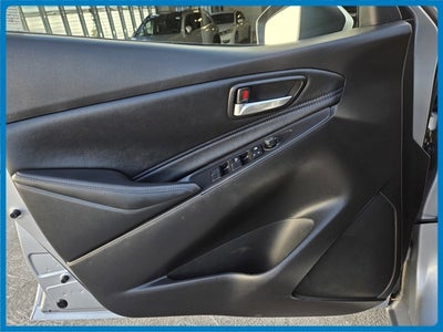 2019 Toyota Yaris XLE