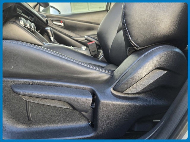 2019 Toyota Yaris XLE