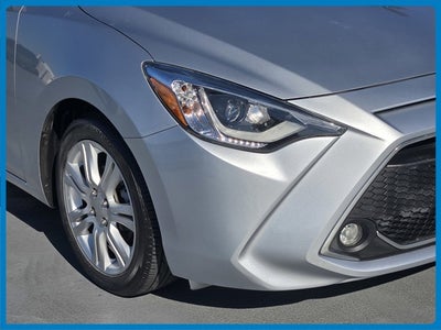 2019 Toyota Yaris XLE