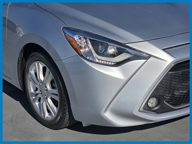 2019 Toyota Yaris XLE