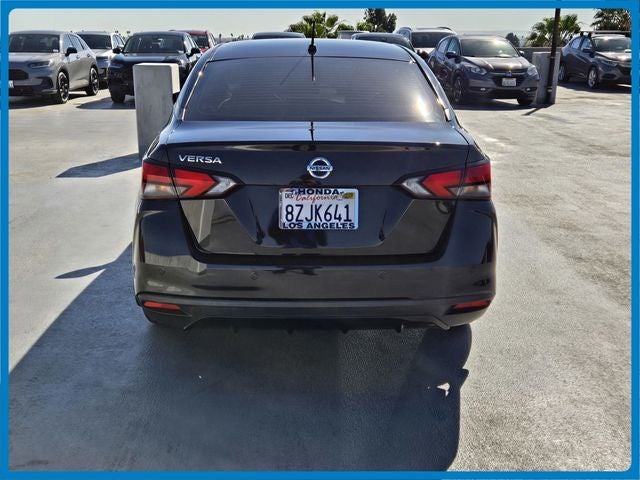 2022 Nissan Versa 1.6 S