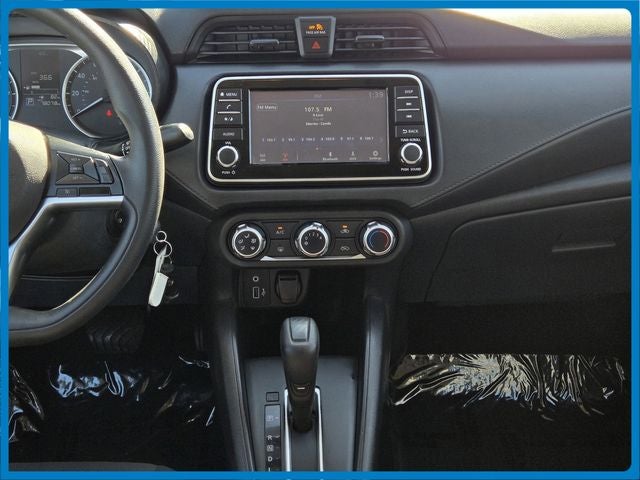 2022 Nissan Versa 1.6 S