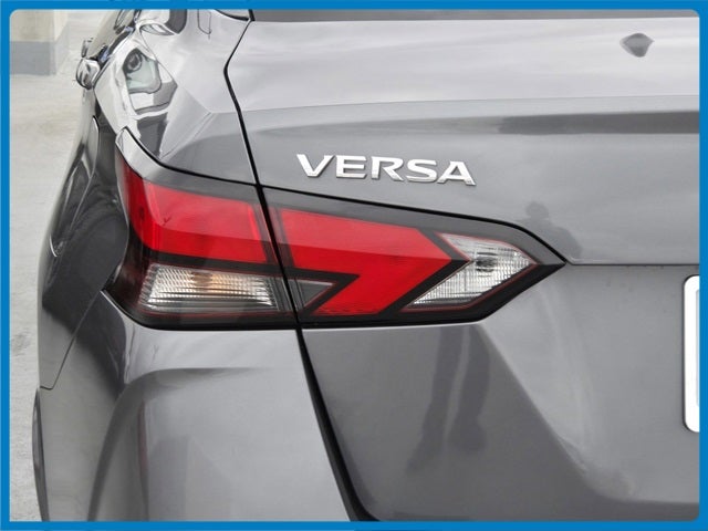 2023 Nissan Versa 1.6 SV