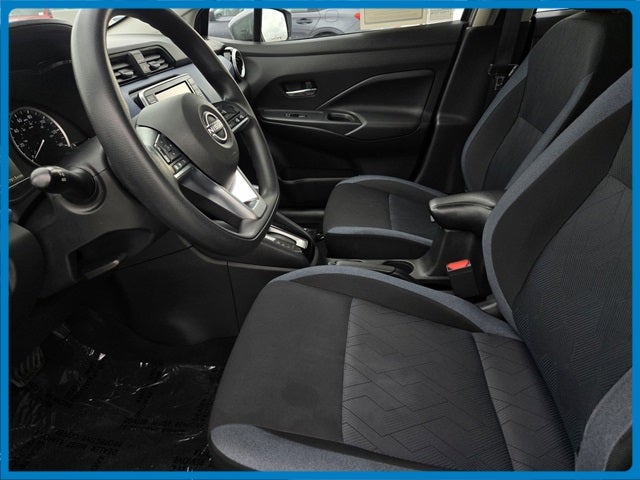 2023 Nissan Versa 1.6 SV