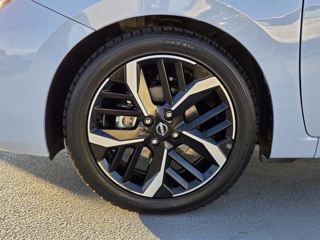 2024 Nissan Versa 1.6 SR