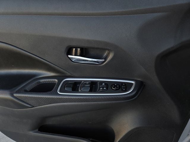 2024 Nissan Versa 1.6 SR