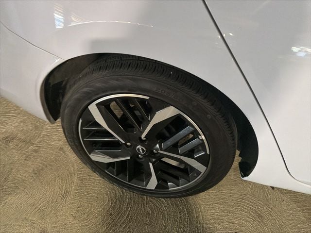 2024 Nissan Versa 1.6 SR