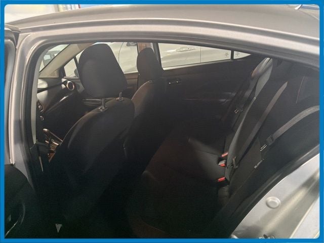 2024 Nissan Versa 1.6 SR