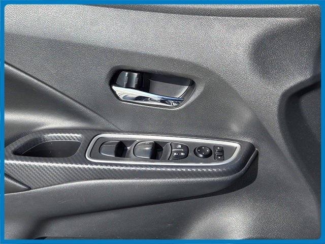 2021 Nissan Versa 1.6 SR