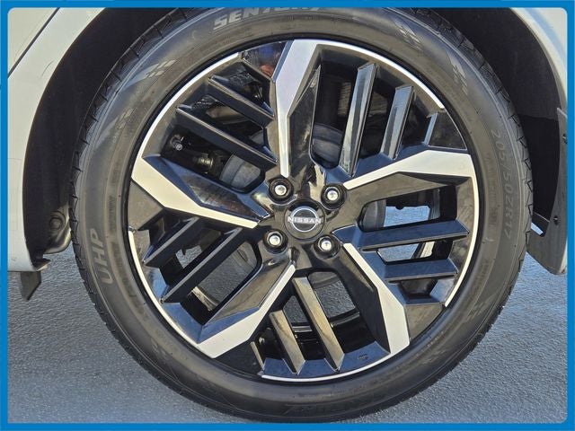 2024 Nissan Versa 1.6 SR