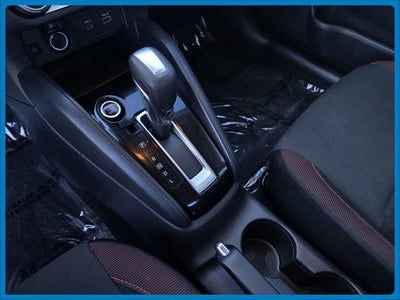 2024 Nissan Versa 1.6 SR