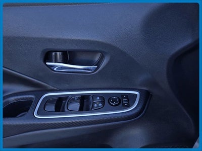 2024 Nissan Versa 1.6 SR