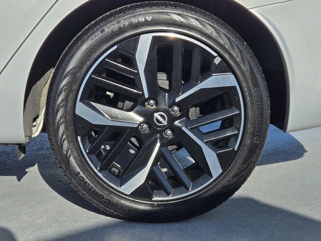 2024 Nissan Versa 1.6 SR