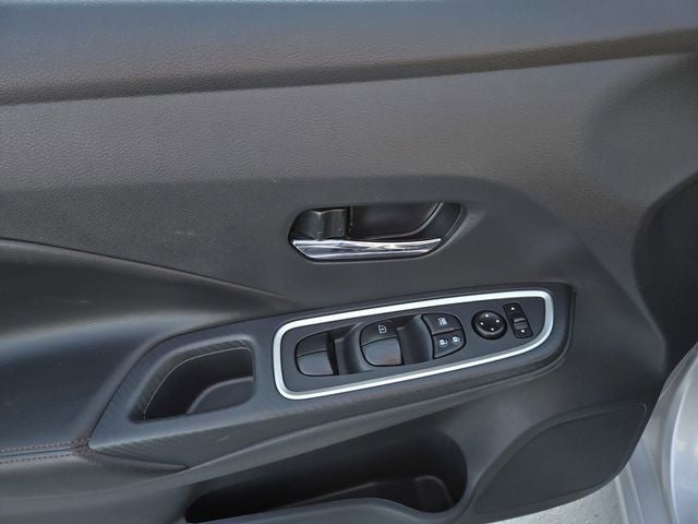 2024 Nissan Versa 1.6 SR