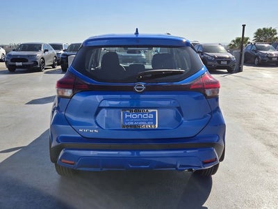 2025 Nissan Kicks Play S