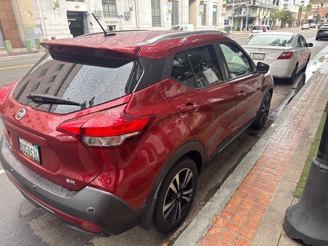 2020 Nissan Kicks SR