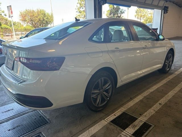 2023 Volkswagen Jetta 1.5T SE