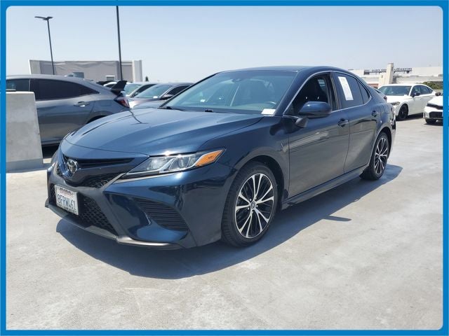 2018 Toyota Camry SE