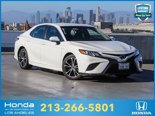 2018 Toyota Camry SE