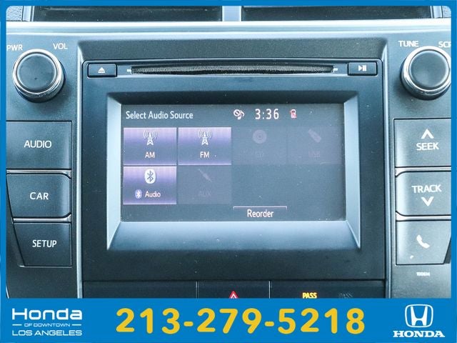 2017 Toyota Camry SE