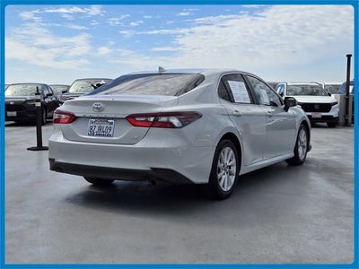 2022 Toyota Camry LE