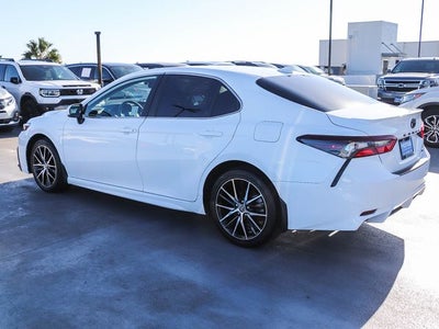 2024 Toyota Camry SE
