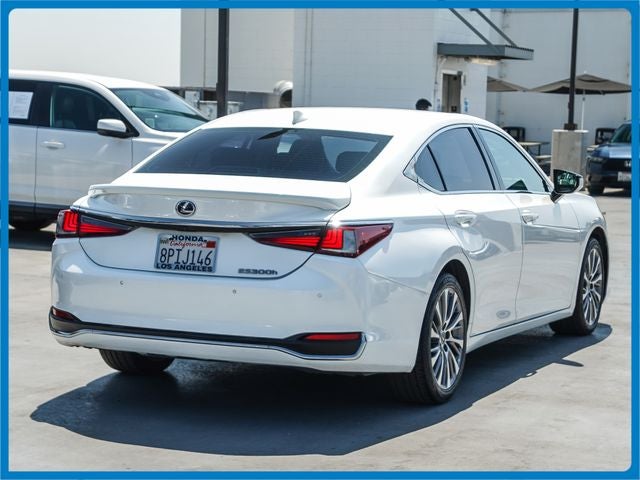 2020 Lexus ES 300h