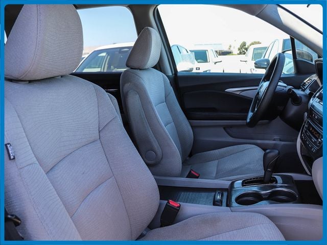 2017 Honda Pilot LX