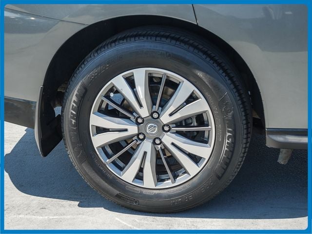 2020 Nissan Pathfinder S