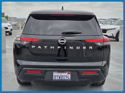 2022 Nissan Pathfinder S