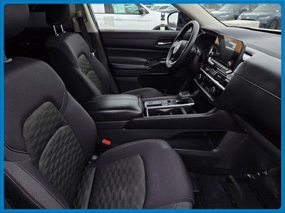 2022 Nissan Pathfinder S