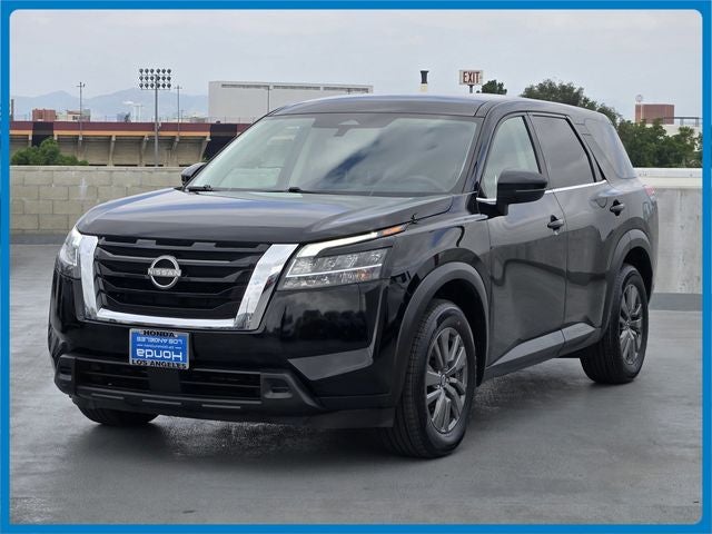 2022 Nissan Pathfinder S