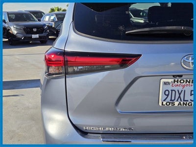 2023 Toyota Highlander Platinum