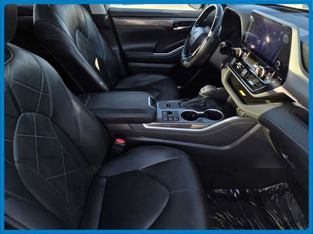 2023 Toyota Highlander Platinum