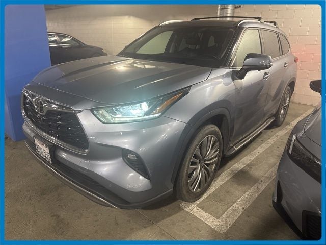 2023 Toyota Highlander Platinum