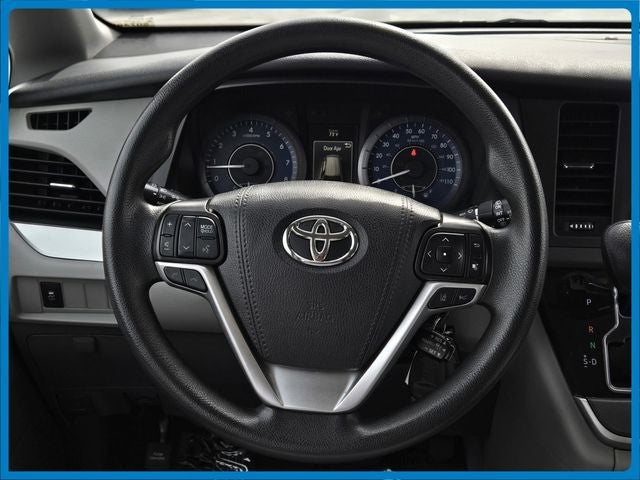 2020 Toyota Sienna LE 8 Passenger