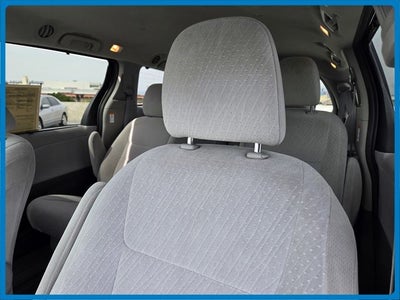 2020 Toyota Sienna LE 8 Passenger